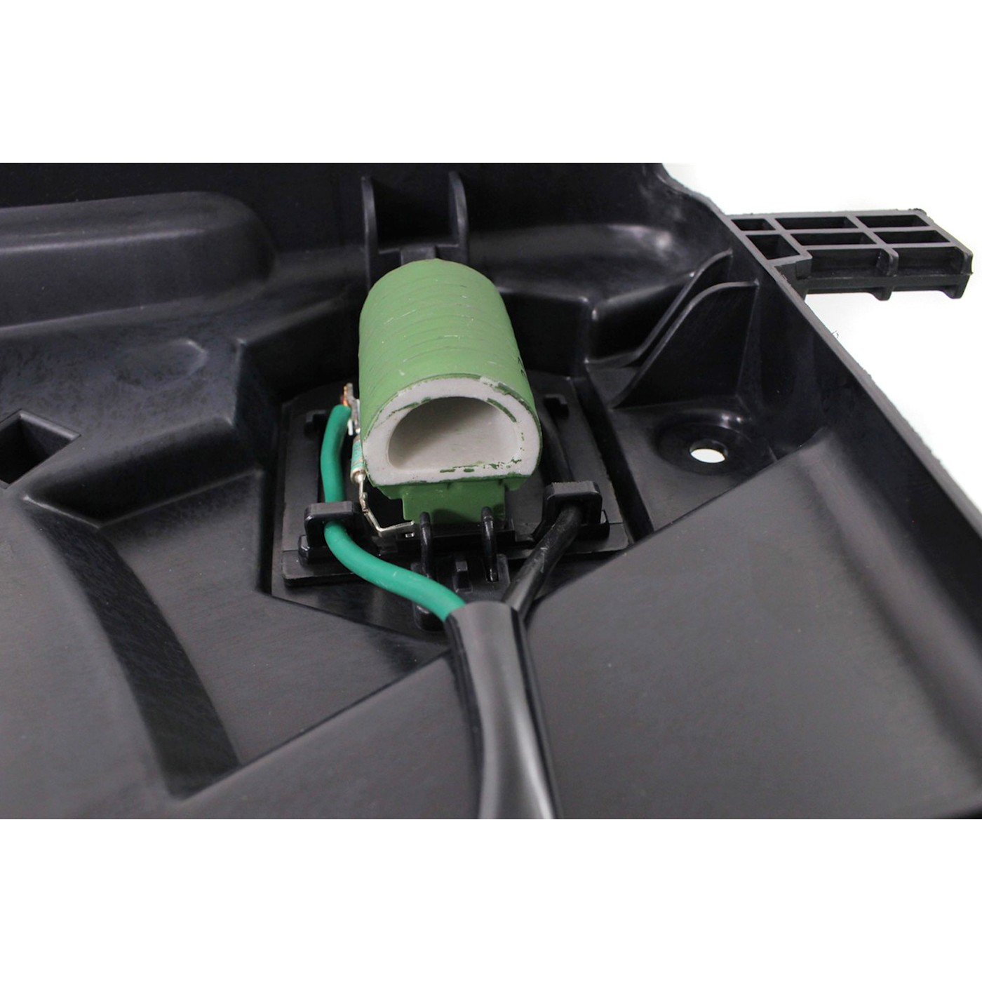 Radiator Cooling Fan For 20112014 Chevrolet Cruze 20122016 Buick