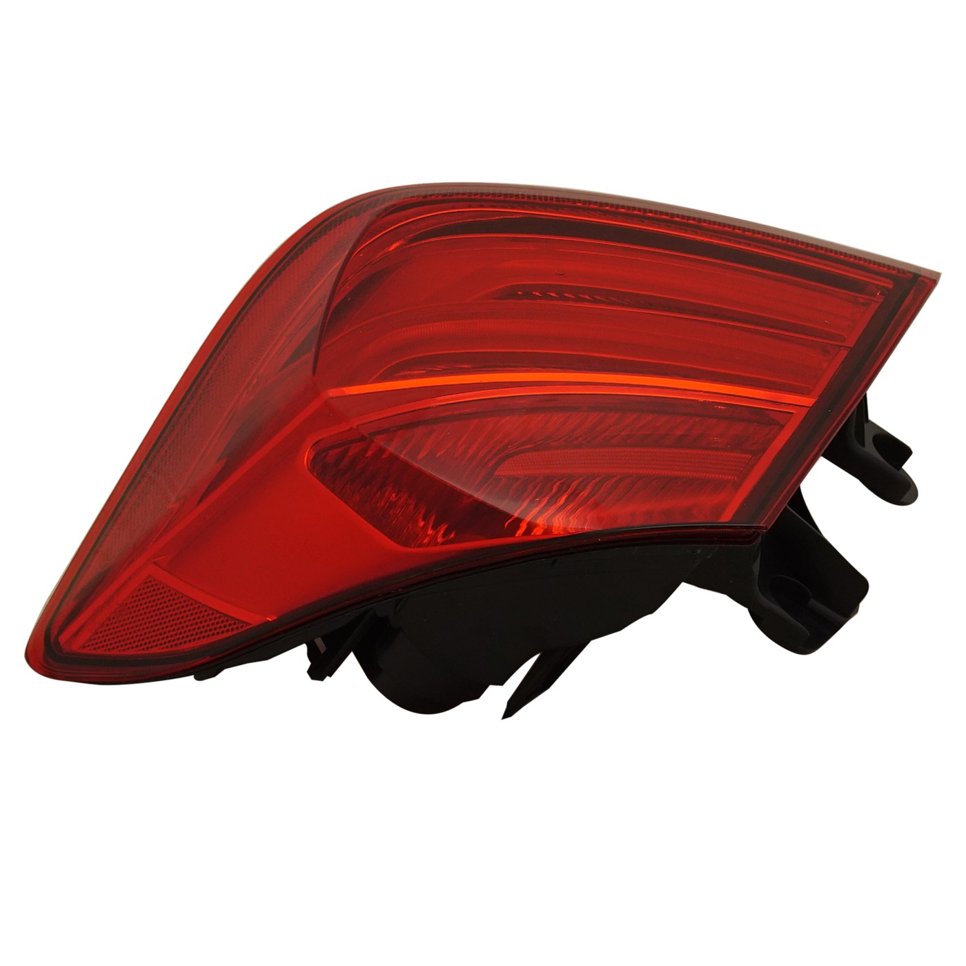 Tail Light for 20122016 BMW 328i & 20122016 320i RH Outer Sedan