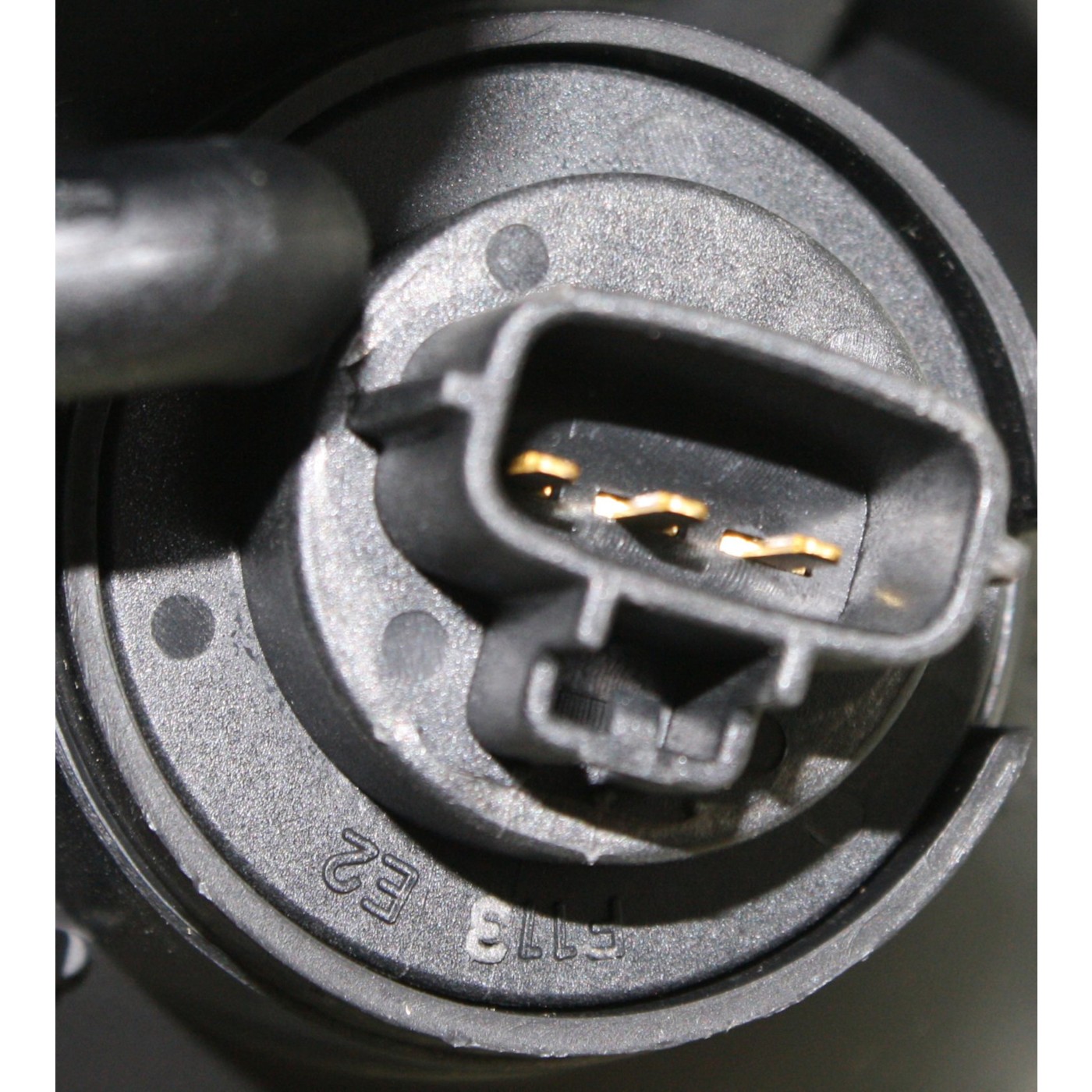 Headlight Set For 20092010 Pontiac Vibe Left and Right With Bulb 2Pc